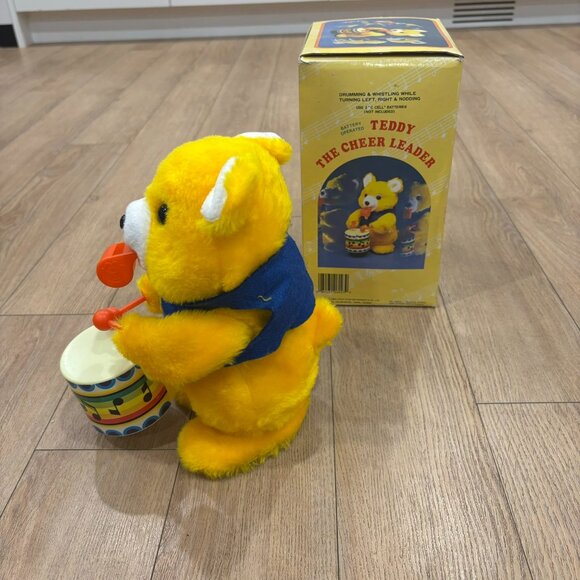 Vintage Teddy the Cheerleader Bear with Box 1980s NOT working for Parts/Repair - Picture 4 of 10